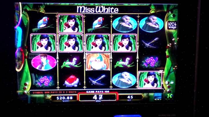 Snow White Slot Machine